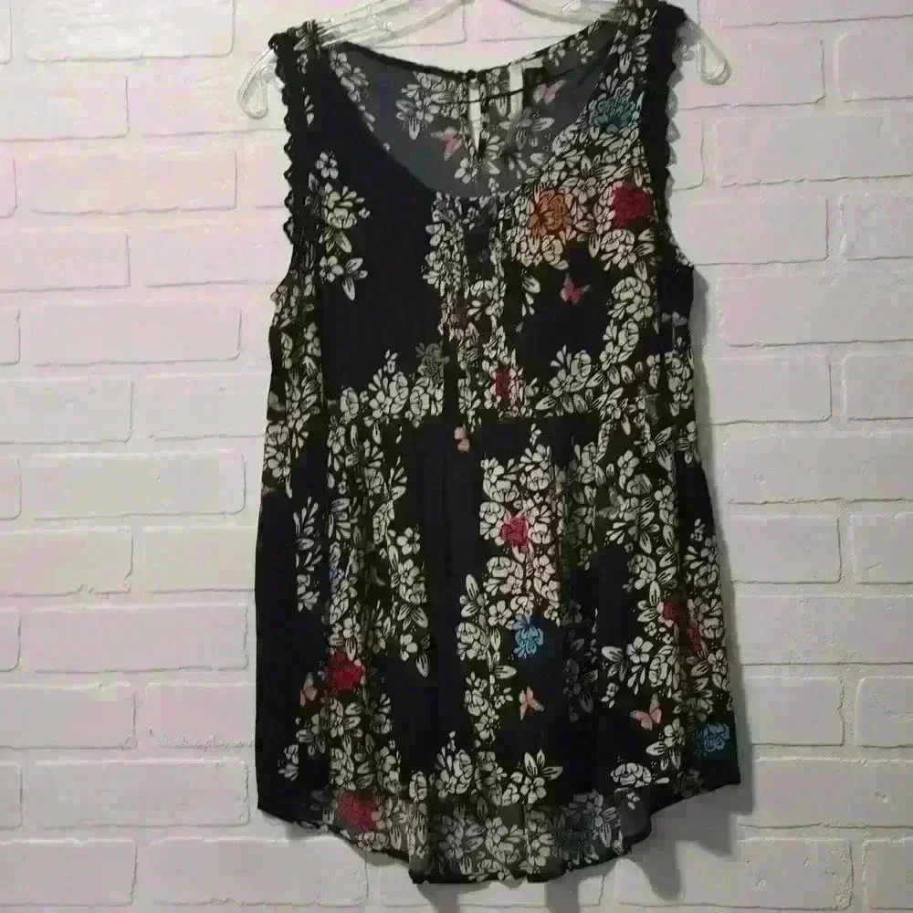 Lauren Conrad Blouse Floral Size: M #0042